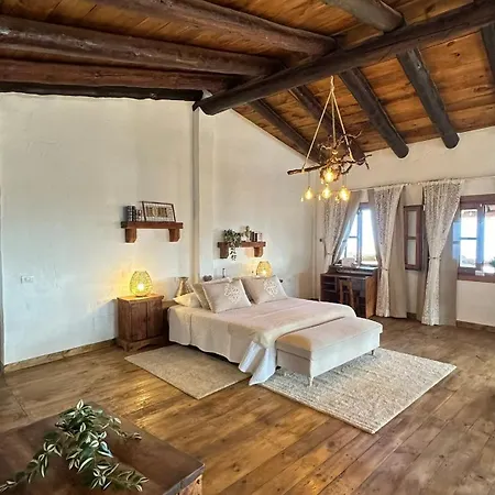Casa Del Tanque Шале *